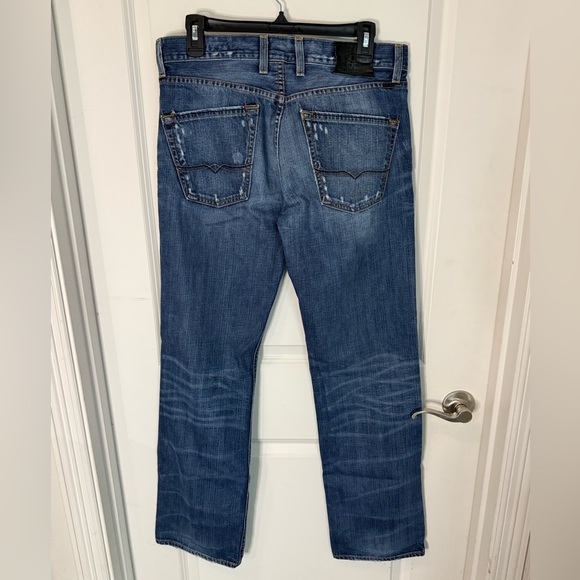 Lucky Brand Men's Straight Jeans | 31x32 - Picture 3 of 5
